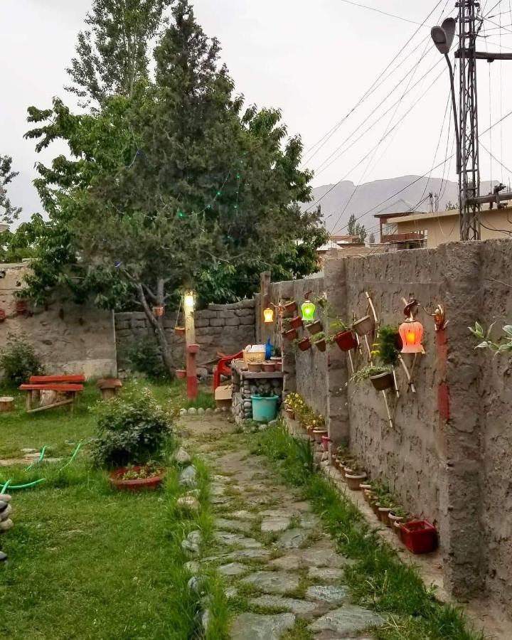 Sehrish Guest House Skardu Buitenkant foto
