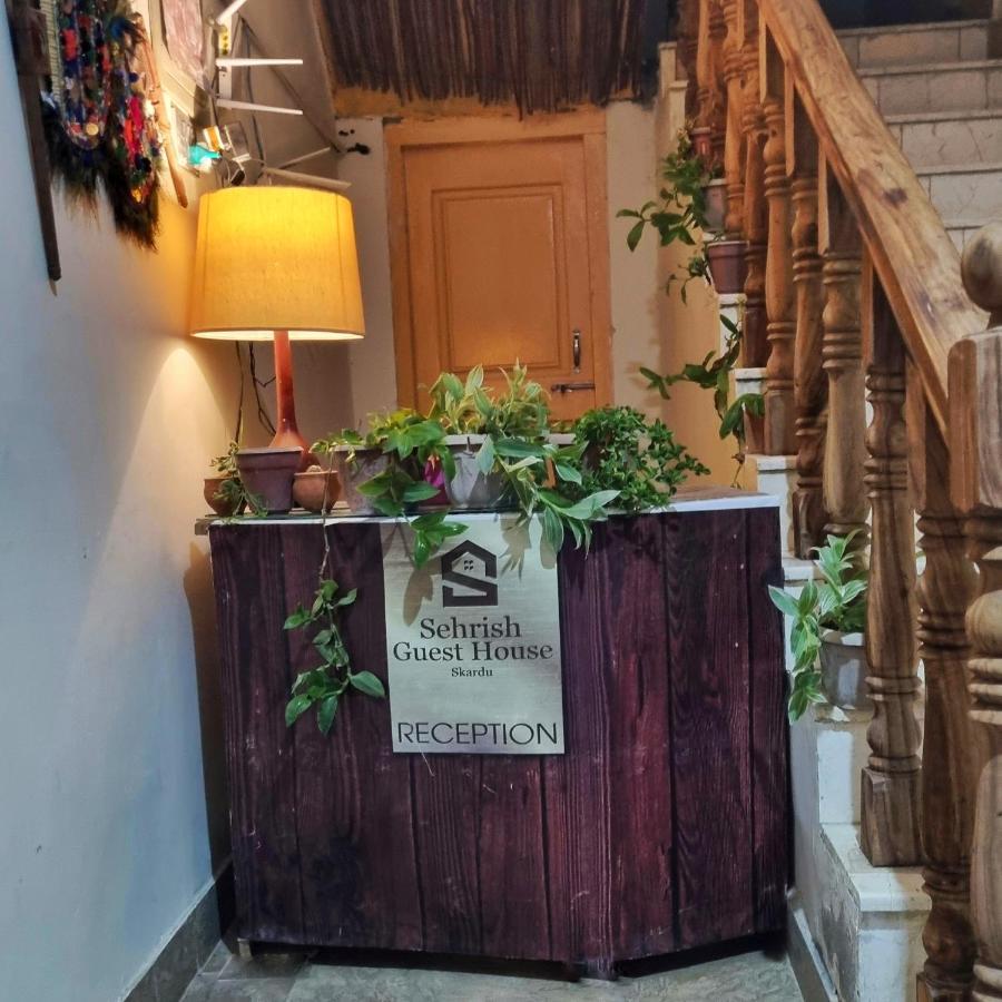 Sehrish Guest House Skardu Buitenkant foto